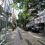 Lindo Apartment